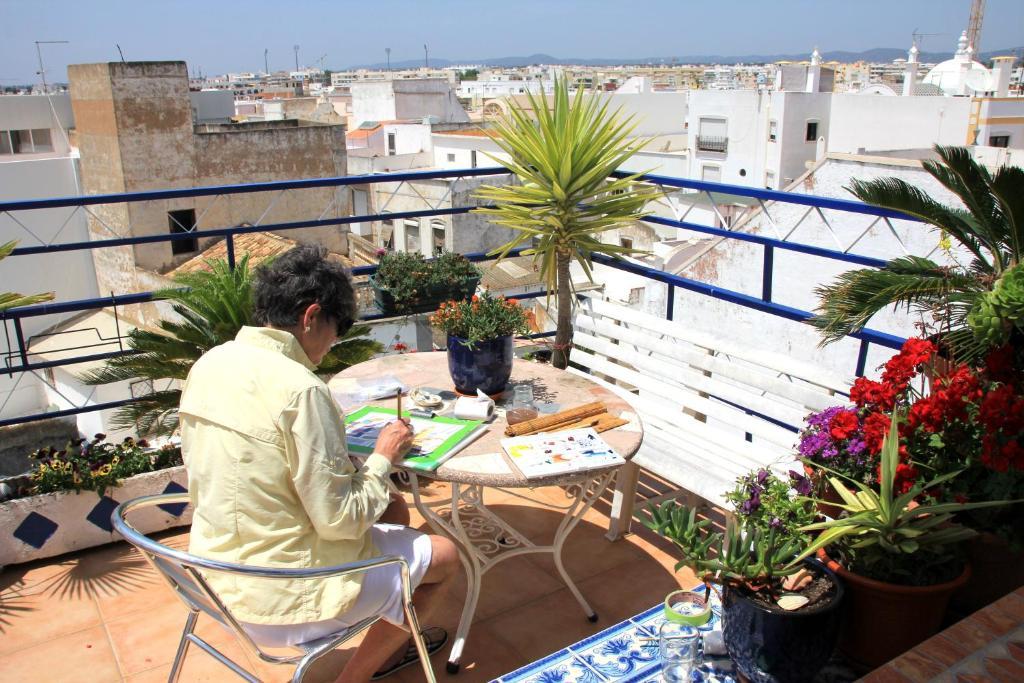 Al - Alojamento Local Pension Bicuar Olhão Exterior foto